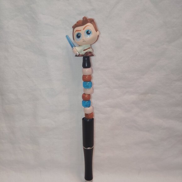Disney Doorable- Obi-Wan Kenobi- Handmade Beaded Pen Star Wars - Picture 1 of 2